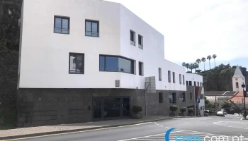 Parque Estacionamento Câmara de Lobos - Câmara De Lobos