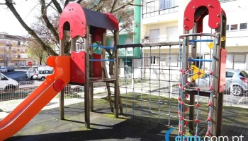 Parque Infantil da Praça dos Aliados - Damaia