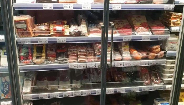 A Sua Mercearia Amanhecer Do Proprietario - Arco Da Calheta
