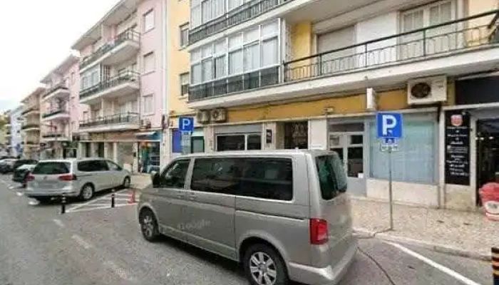 Amarelo As Riscas Street View E 360deg - Lisboa