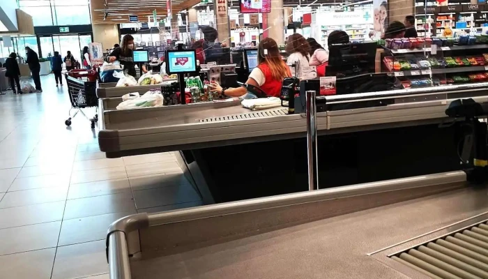 Auchan Paco De Arcos Interior - Paço De Arcos
