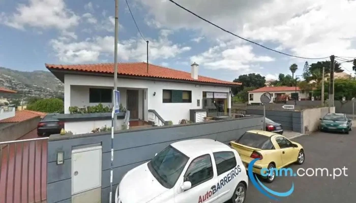 AutoBARREIROS de Emanuel Gouveia Rodrigues - Comércio E Reparação Automóveis, Unip. Lda - 9000-187 Funchal