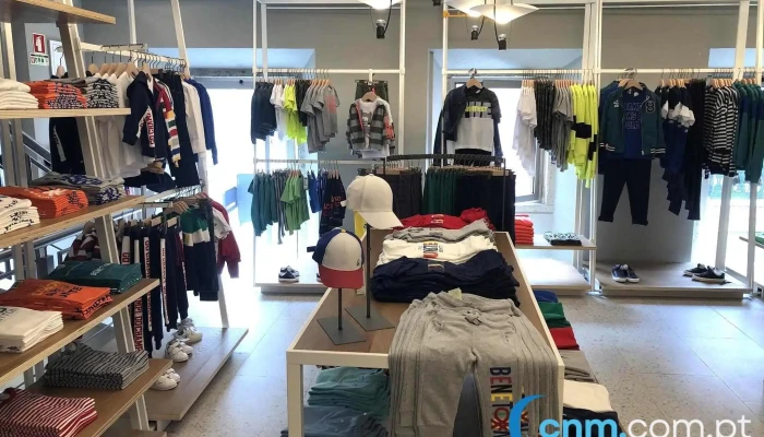 Benetton Cascais Rua - 2750-355 Cascais