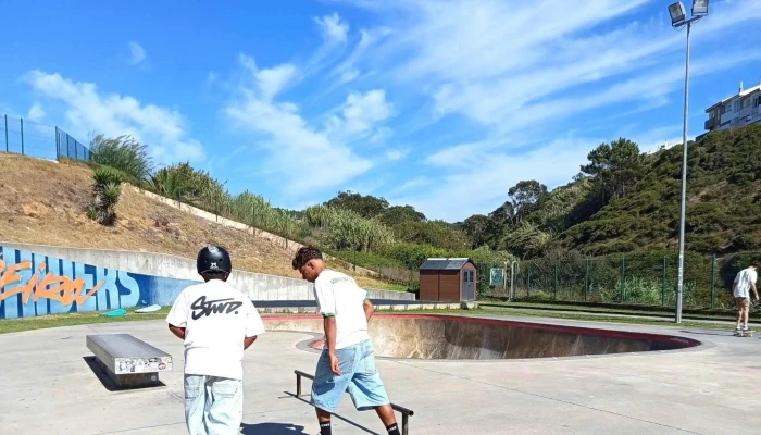 Boardriders Quiksilver Roxy Dc Shoes Ericeira Como Chegar - Ericeira