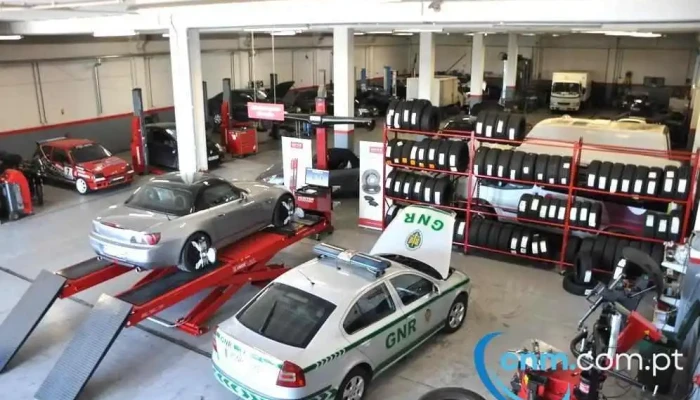 Bosch Car Service - N.A.Auto - Centro Empresarial Loures A8 Fracção B