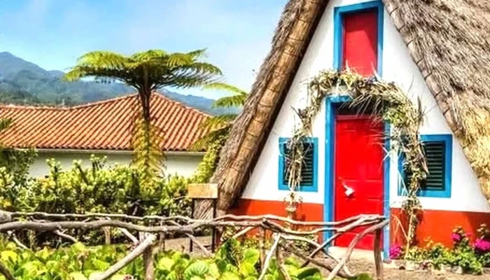 Casas Tipicas De Santana Atracao Turistica - Santana
