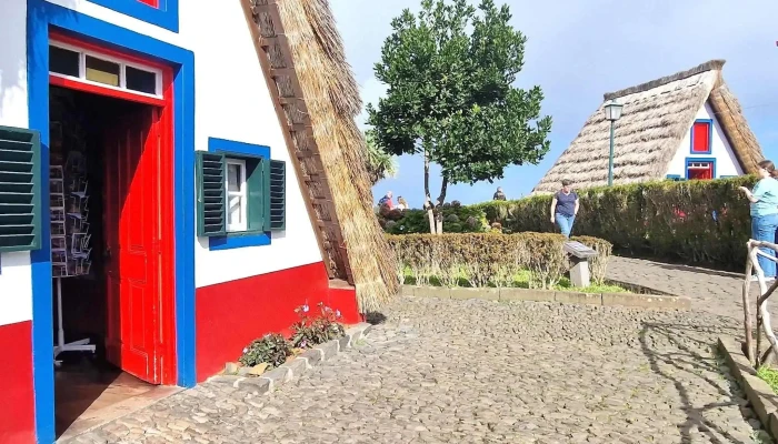 Casas Tipicas De Santana Perto De Mim - Santana