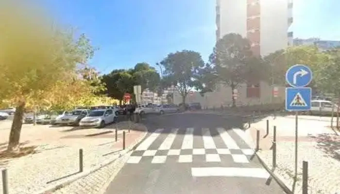 Centro Veterinario Tantas Patas   Medicina Veterinaria Pet Shop Pet Spa Street View E 360deg - Lisboa