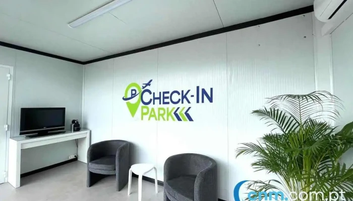 Check-in Park - 2680-178 Camarate