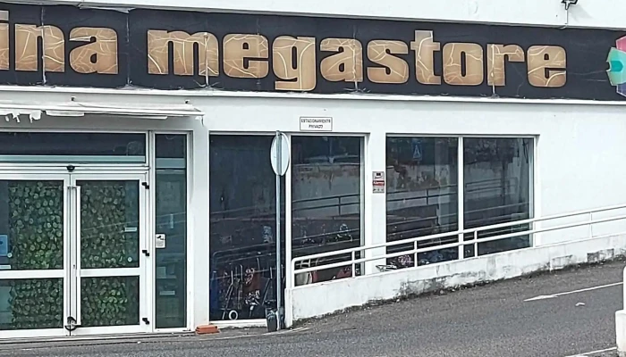 China Megastore -  Site - Carnaxide