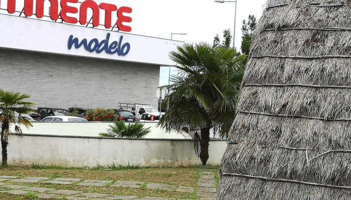 Continente Modelo Santana -  Catalogo - Funchal