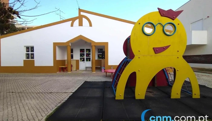 Creche Gaivota - Irmandade Da Santa Casa Misericordia De Armação De Pêra - Armação De Pêra