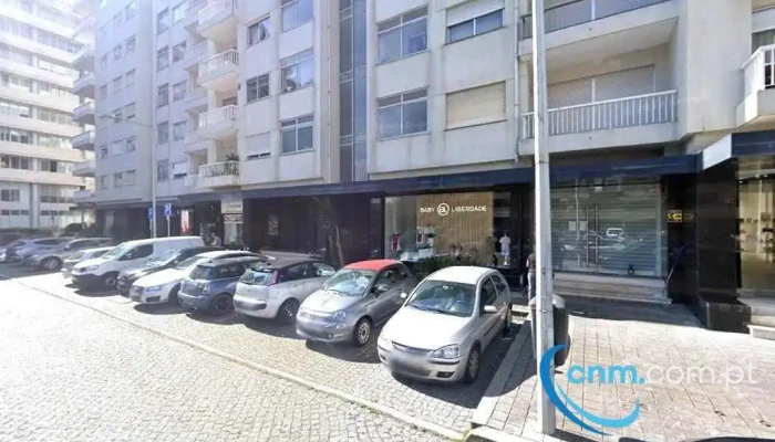 Fun Farrow - Porto