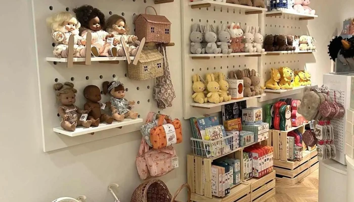 Honey Bee Store - Cool things for the little buzzing ones! - 4450-573 Leça Da Palmeira