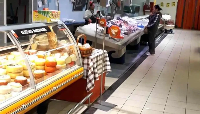 Intermarche A Dos Cunhados Alimento - A Dos Cunhados