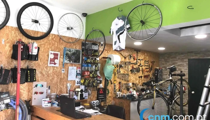 Irmaos Pais   Oficina De Bicicletas Interior - Agualva-cacém