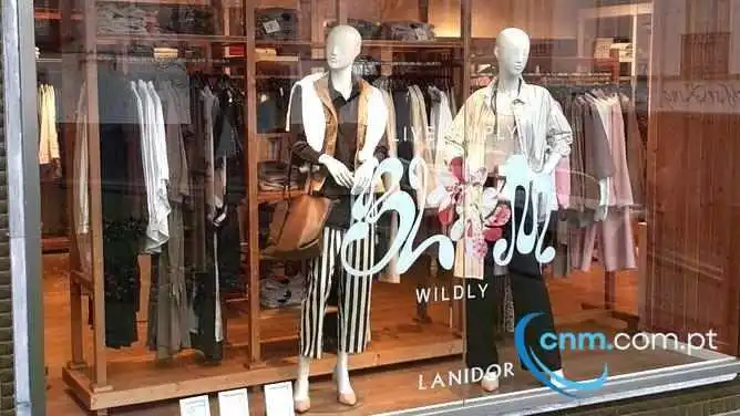 Lanidor Woman - Ponta Delgada