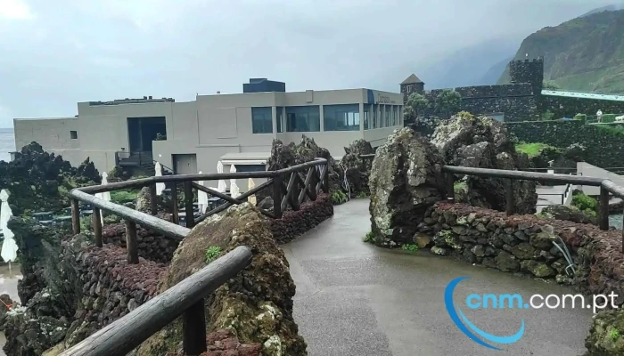 Lapa Bay -  Videos - Porto Moniz