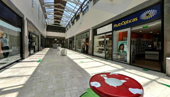 Lefties -  Street View E 360deg - Funchal