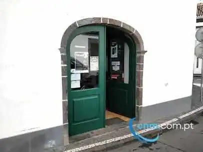 Mini Mercado A Comercial - Água De Pau