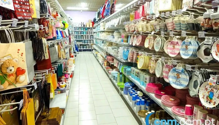 Mundo Shopping(loja chinesa) - 6290-210 Gouveia