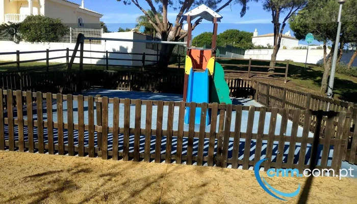 Parque Infantil de Olhos de Água - 8200-636 Faro
