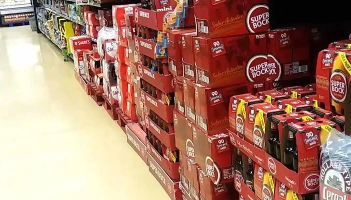 Pingo Doce Cavaleira -    Algueirao Videos - Lisboa