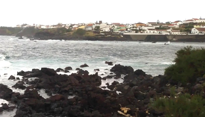 Ponta Do Castelo -  Comentarios - Mosteiros