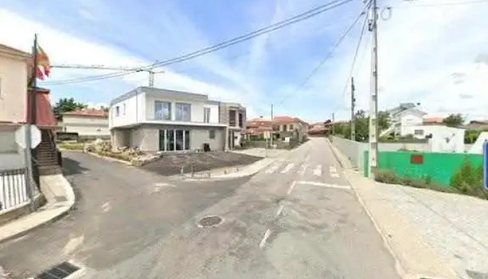 Ponto Ctt -  Tudo - Macieira De Rates