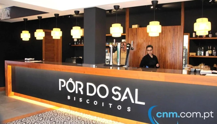 Por Do Sal Restaurantebar Do Proprietario - Caminho Vinhas Do Mar
