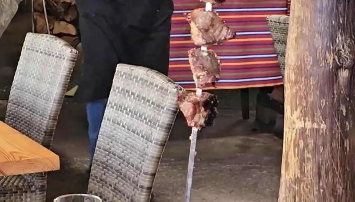 Restaurante La Parreira -  Videos - Funchal