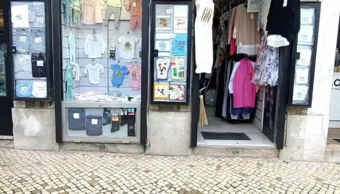 Retrosaria Chique -  Do Proprietario - Lisboa