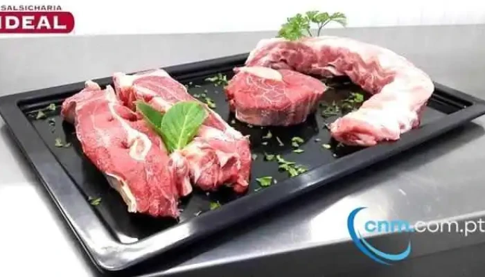 Salsicharia Ideal Mjcm Lda Carne - Ribeira Grande