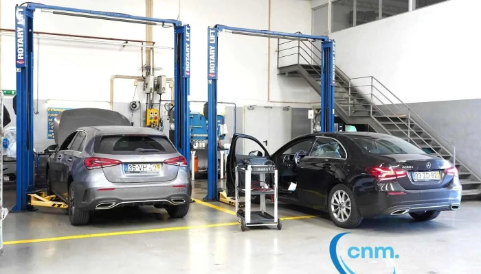 Santogal Mercedes-Benz Loures Oficina - En115 Km80