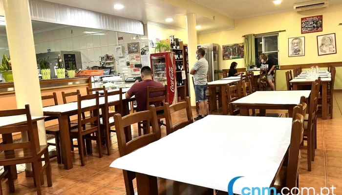 Snack Bar Sorriso -  Ambiente - Fonte Do Bastardo