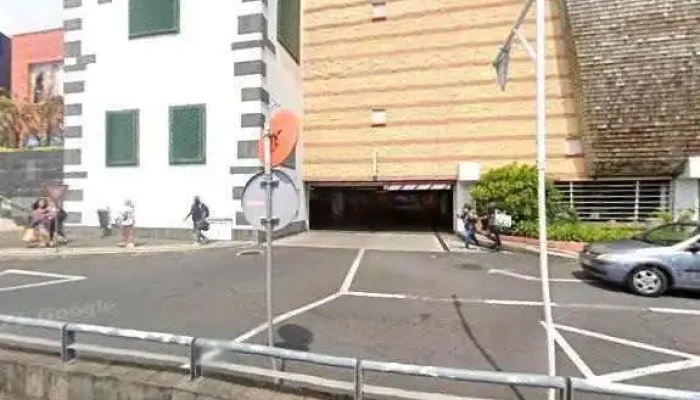 Sport Zone Ponta Delgada -  Street View E 360deg - Ponta Delgada